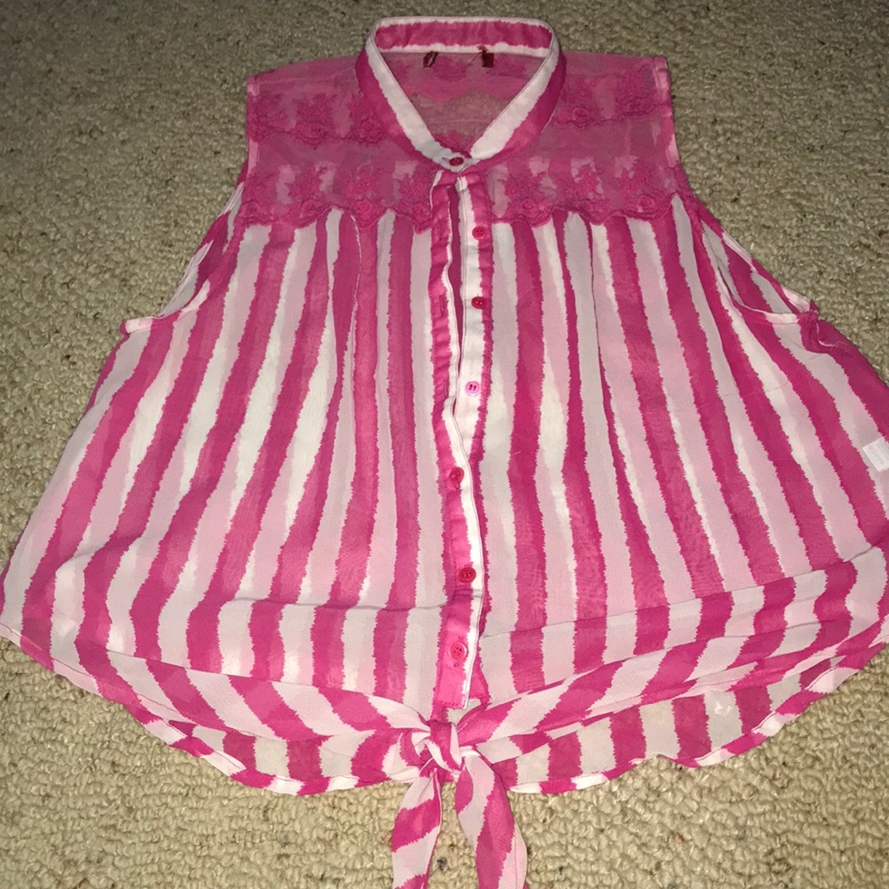 chicos pink shear button up
